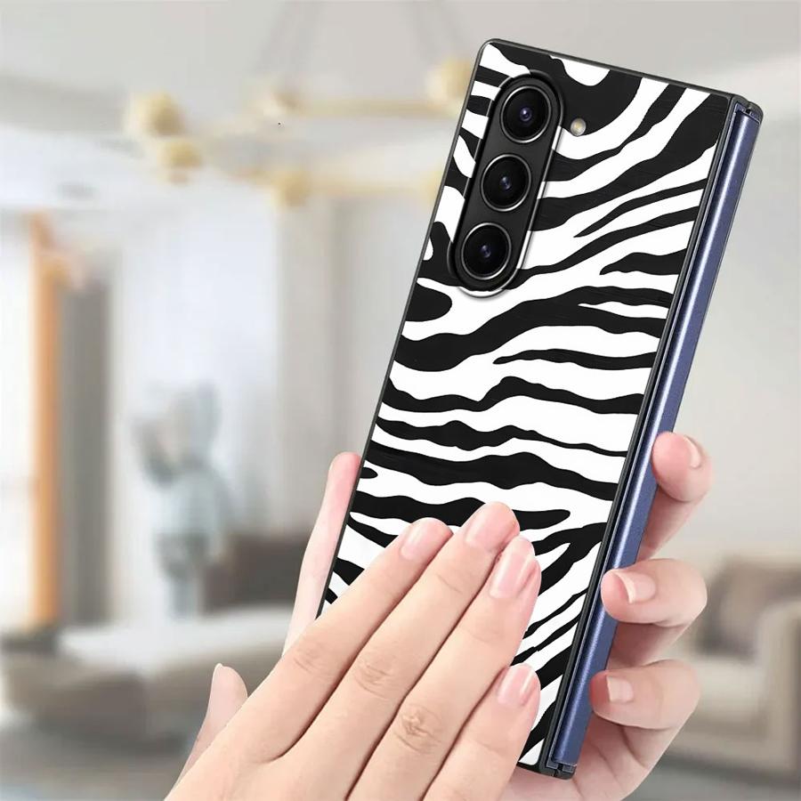 Zebra gestreifte Sonnenblumen- – Phone Cases Z Fold 6 Bewertung und Preis